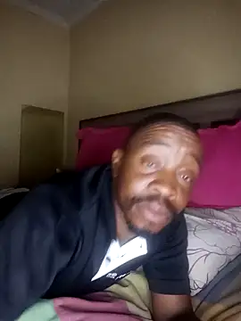 Snapshot of LONGDICK985M chatting on 02-27-25, 04:32 LONGDICK985M online show from 02-27-25, 04:32