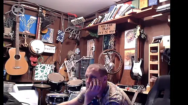 itsjameswebbscope online show from 09-25-25, 10:19