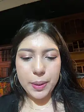 Snapshot of Maii_chan chatting on 01-12-25, 01:00 Maii chan online show from 01-12-25, 01:00