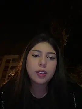 Snapshot of Maii_chan chatting on 01-29-25, 04:05 Maii chan online show from 01-29-25, 04:05