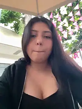 Snapshot of Maii_chan chatting on 02-20-25, 09:53 Maii chan online show from 02-20-25, 09:53