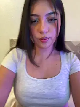 Snapshot of Maii_chan chatting on 09-30-25, 05:12 Maii chan online show from 09-30-25, 05:12