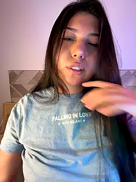 Snapshot of Maii_chan chatting on 10-19-25, 03:01 Maii chan online show from 10-19-25, 03:01