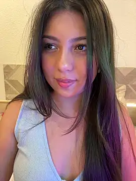 Snapshot of Maii_chan chatting on 10-27-25, 09:35 Maii chan online show from 10-27-25, 09:35