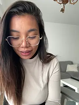 NaughtyMe online show from 12-17-24, 07:40