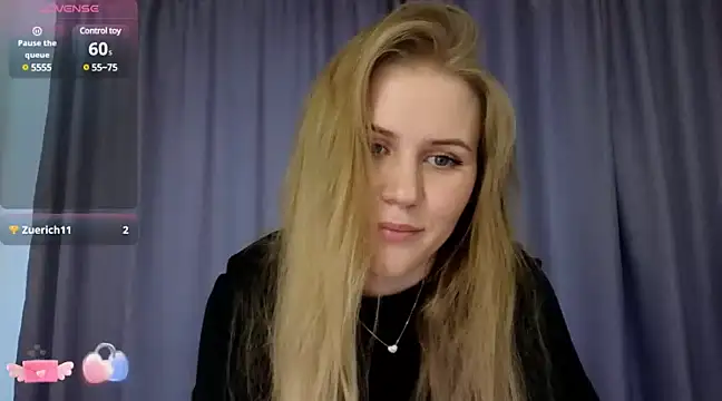 Snapshot of IsabelAllen chatting on 12-14-24, 11:18 IsabelAllen online show from 12-14-24, 11:18