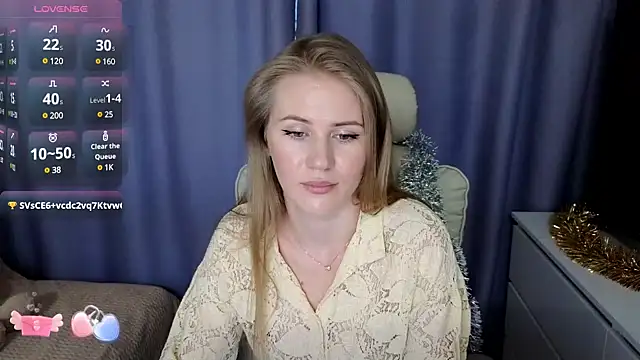 Snapshot of IsabelAllen chatting on 12-28-24, 11:41 IsabelAllen online show from 12-28-24, 11:41