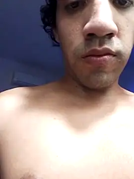 Snapshot of LiosArmando420 chatting on 05-15-26, 03:24 LiosArmando420 online show from 05-15-26, 03:24