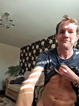 outdoorfun22 online show from 03-03-26, 02:01