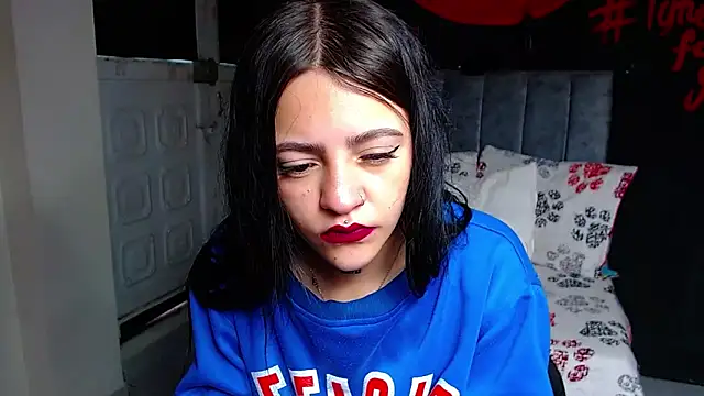 Violettasquirt online show from 03-30-26, 01:23