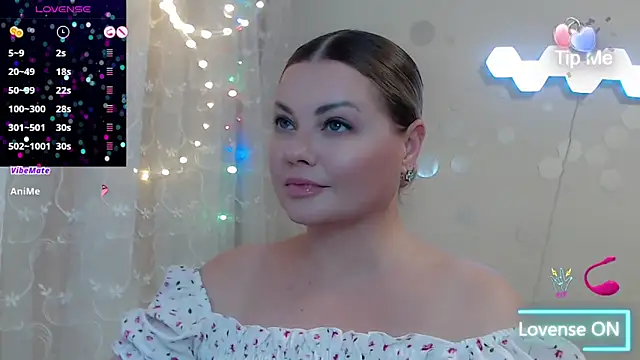 JewellKiss7 online show from 06-23-26, 05:38