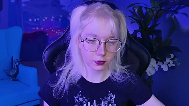 Snapshot of NancyMartinez chatting on 01-13-25, 05:12 NancyMartinez online show from 01-13-25, 05:12