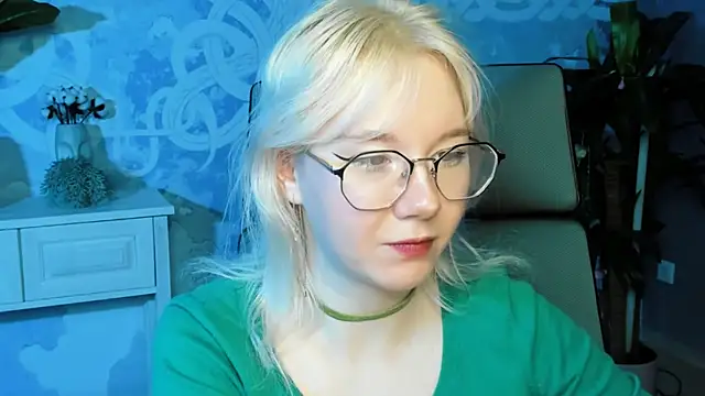 Snapshot of NancyMartinez chatting on 01-17-25, 08:13 NancyMartinez online show from 01-17-25, 08:13