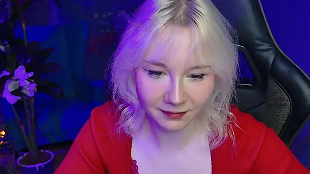 Snapshot of NancyMartinez chatting on 02-24-25, 08:17 NancyMartinez online show from 02-24-25, 08:17