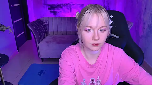 Snapshot of NancyMartinez chatting on 03-01-25, 04:22 NancyMartinez online show from 03-01-25, 04:22