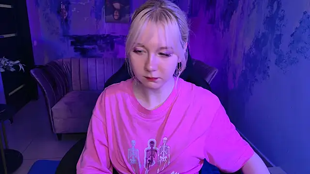 Snapshot of NancyMartinez chatting on 03-01-25, 07:26 NancyMartinez online show from 03-01-25, 07:26