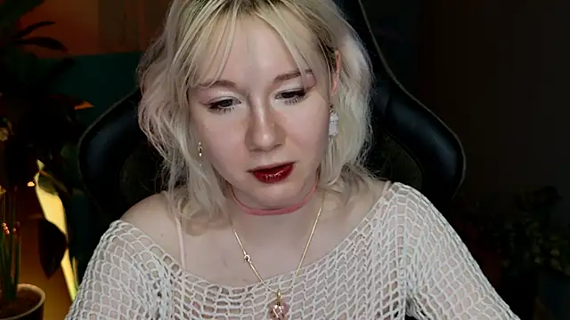 Snapshot of NancyMartinez chatting on 03-12-25, 07:17 NancyMartinez online show from 03-12-25, 07:17