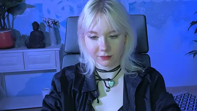 Snapshot of NancyMartinez chatting on 03-15-25, 04:21 NancyMartinez online show from 03-15-25, 04:21