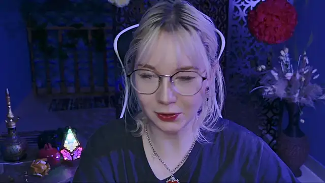 Snapshot of NancyMartinez chatting on 03-22-25, 07:57 NancyMartinez online show from 03-22-25, 07:57