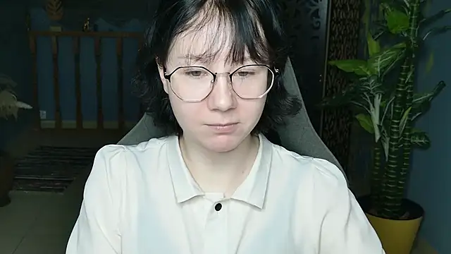 NancyMartinez online show from 11-03-25, 09:10