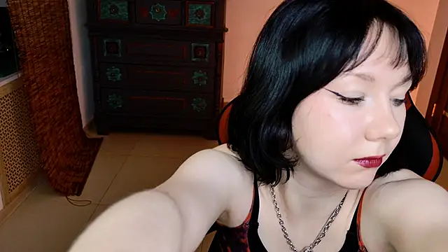 NancyMartinez online show from 11-30-25, 09:13