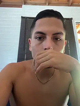 SAMUEL OBRIAN online show from 02-01-25, 04:44