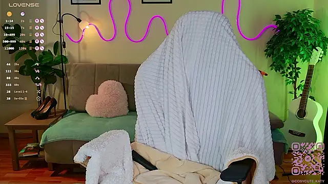 Snapshot of cosycute_ chatting on 02-21-26, 05:25 cosycute online show from 02-21-26, 05:25