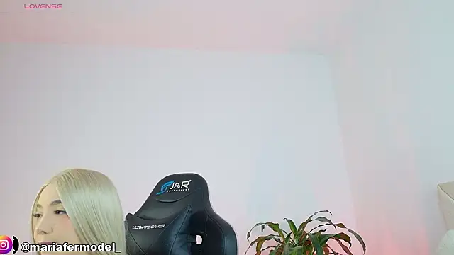 Mariafer05 online show from 03-20-26, 04:01