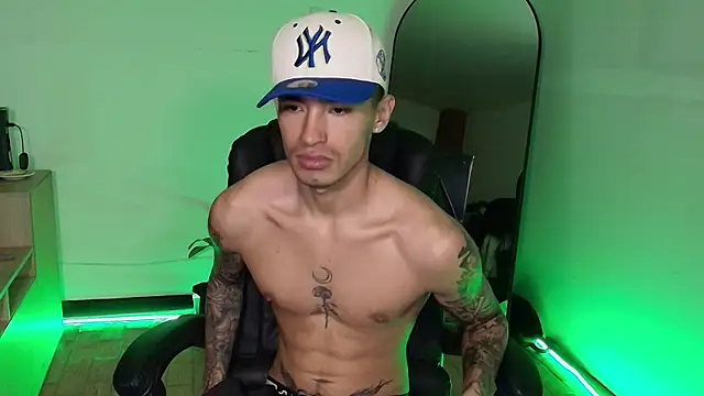 Damon  333 online show from 12-03-25, 01:57