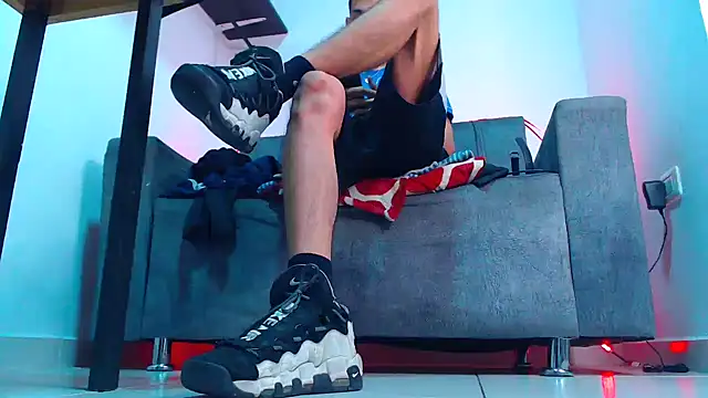 mastersmits online show from 11-18-25, 01:55