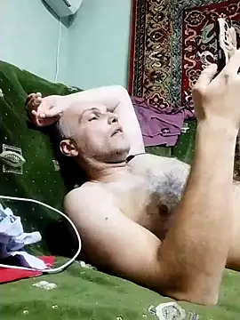 Pineapple04 online show from 02-10-25, 09:25