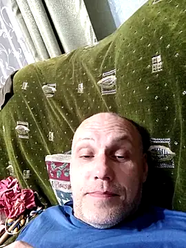 Pineapple04 online show from 04-18-26, 07:58