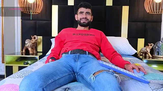 Ethan  Walker online show from 10-08-25, 07:33