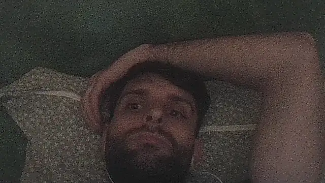 Snapshot of Xtremem00d chatting on 12-22-25, 10:18 Xtremem00d online show from 12-22-25, 10:18