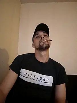 kx93 online show from 10-21-25, 05:13