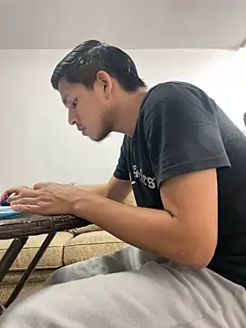 Snapshot of Dani202017 chatting on 03-14-25, 10:27 Dani202017 online show from 03-14-25, 10:27