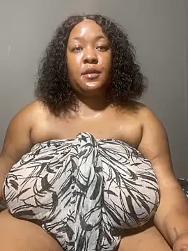 Snapshot of Missmoox24 chatting on 11-07-25, 01:22 Missmoox24 online show from 11-07-25, 01:22