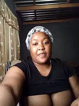 Snapshot of Missmoox24 chatting on 02-10-26, 12:15 Missmoox24 online show from 02-10-26, 12:15