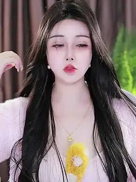 Qiaoqiao  online show from 02-23-25, 09:00