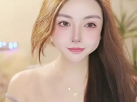 Snapshot of Qiaoqiao_ chatting on 05-26-26, 04:03 Qiaoqiao online show from 05-26-26, 04:03