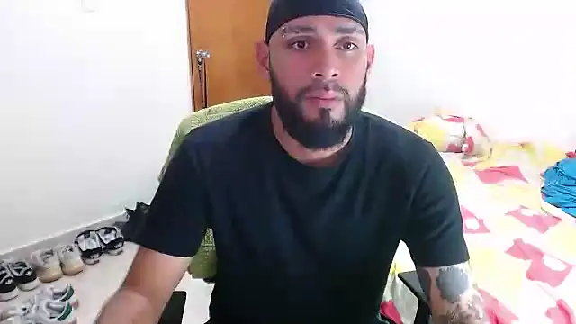 Snapshot of samir_music chatting on 10-01-25, 11:11 samir music online show from 10-01-25, 11:11