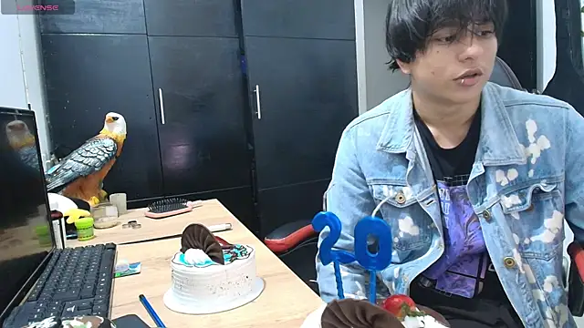 Snapshot of Haruto2001 chatting on 01-13-25, 11:06 Haruto2001 online show from 01-13-25, 11:06