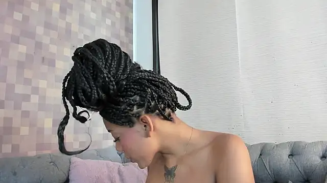 flavia cruz online show from 09-25-25, 07:39