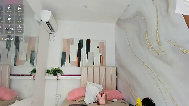 flavia cruz online show from 10-31-25, 07:37