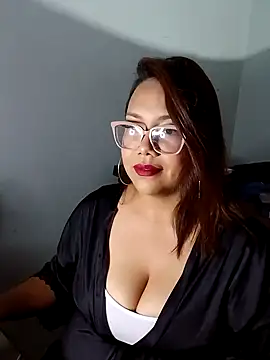 rainhavenus2024 online show from 01-07-25, 12:45