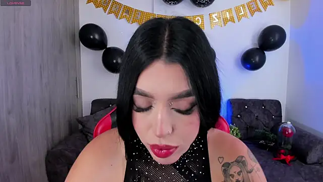 zoee jackson online show from 04-19-26, 08:22