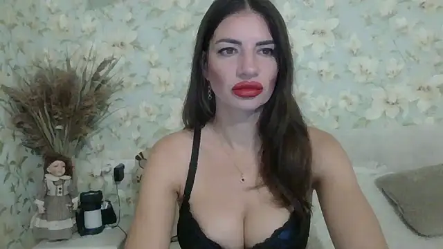 KikoBirds29 online show from 10-15-25, 04:34