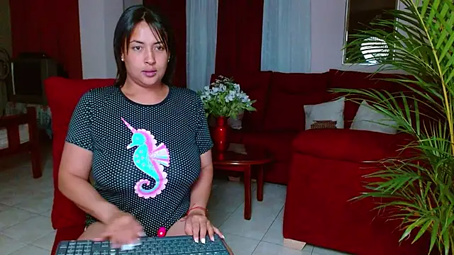 MirandaDream2 online show from 02-08-25, 10:18