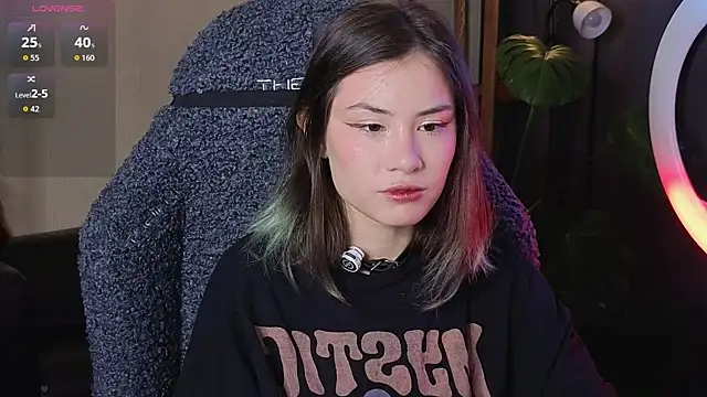 Snapshot of alicekiit chatting on 11-03-25, 10:32 alicekiit online show from 11-03-25, 10:32