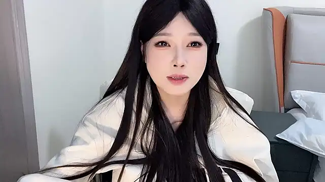 Snapshot of Q-ing chatting on 01-21-25, 08:54 Q-ing online show from 01-21-25, 08:54